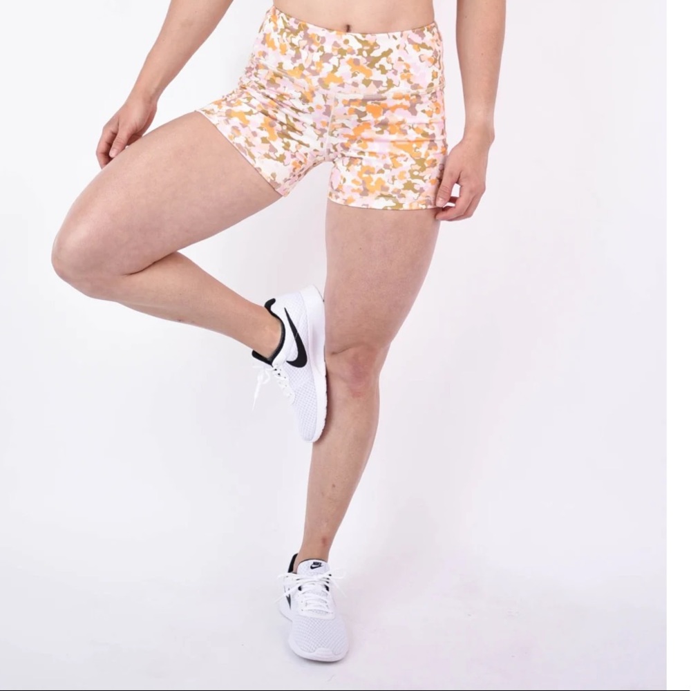 Fleo Delicate Camo Power High Rise